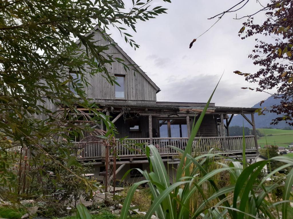 Ferienhaus mit Blick auf den Grimming