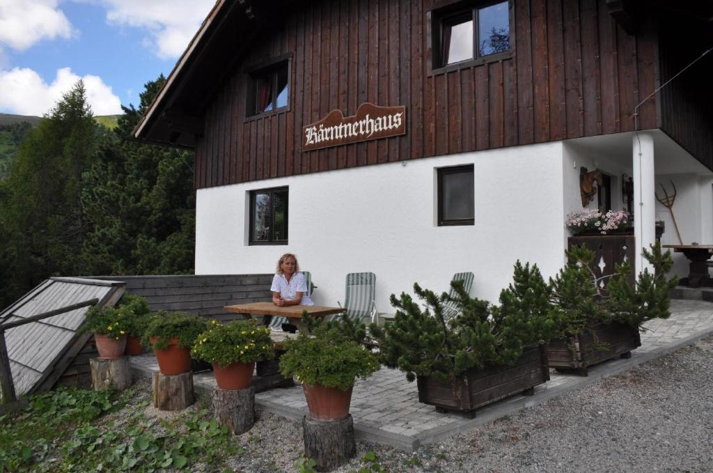 Geräumige Wohnung über zwei Etagen mit Infrarotkabine