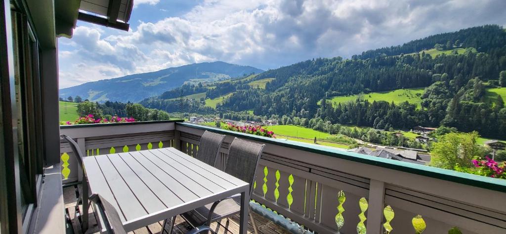 SFischbacher App 2 by Alpenidyll Apartments