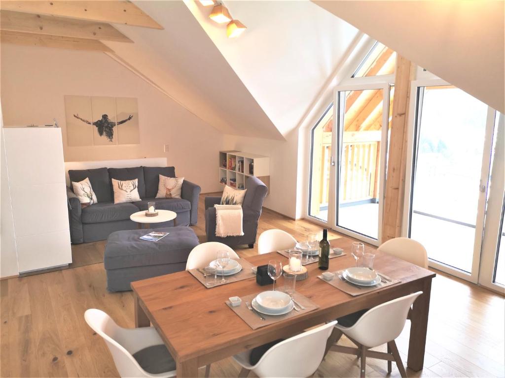 Tauplitz Panorama Apartment, 75qm, Balkon und Sauna