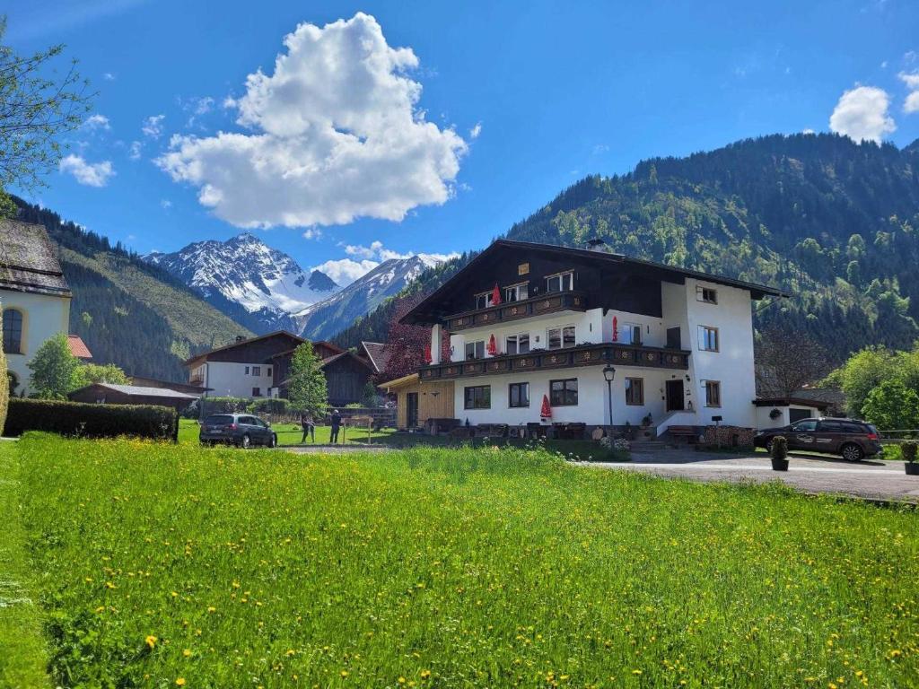 Ferienwohnungen Haus Almrausch