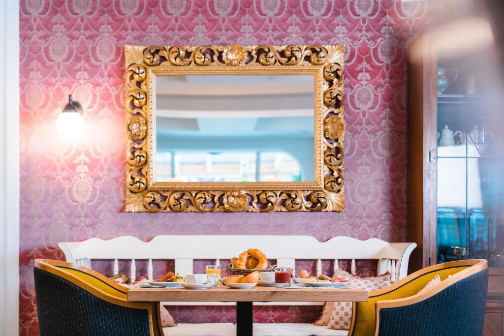 HENRI Country House Seefeld