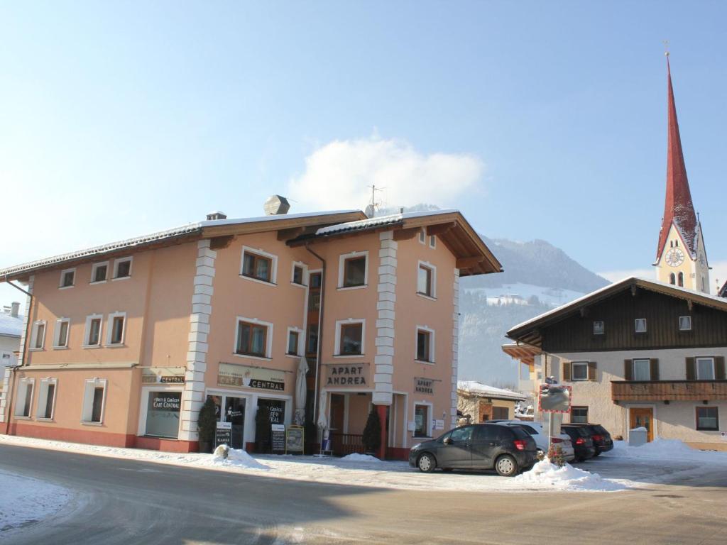 Charming Apartment in Uderns with Balcony