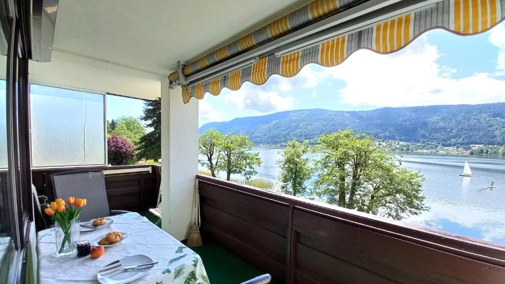 PETER Seeblick Appartement Haus Hänsel Gretel am Ossiacher See, mit direktem Seezugang und Hallenbad