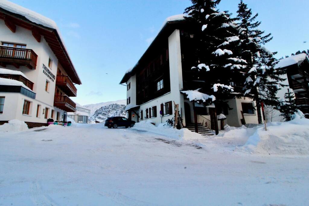 Skilounge Zürs direkt beim Skilift